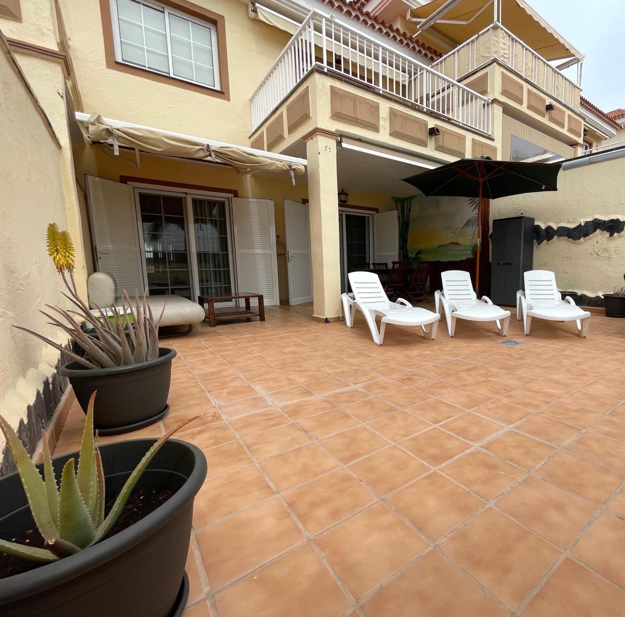 Piera'S Apartment Chayofa Exterior photo